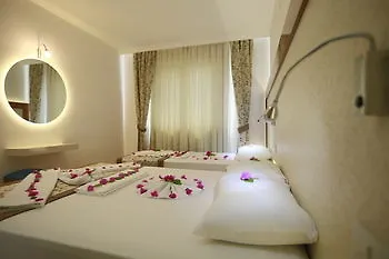 Almera Park Hotell